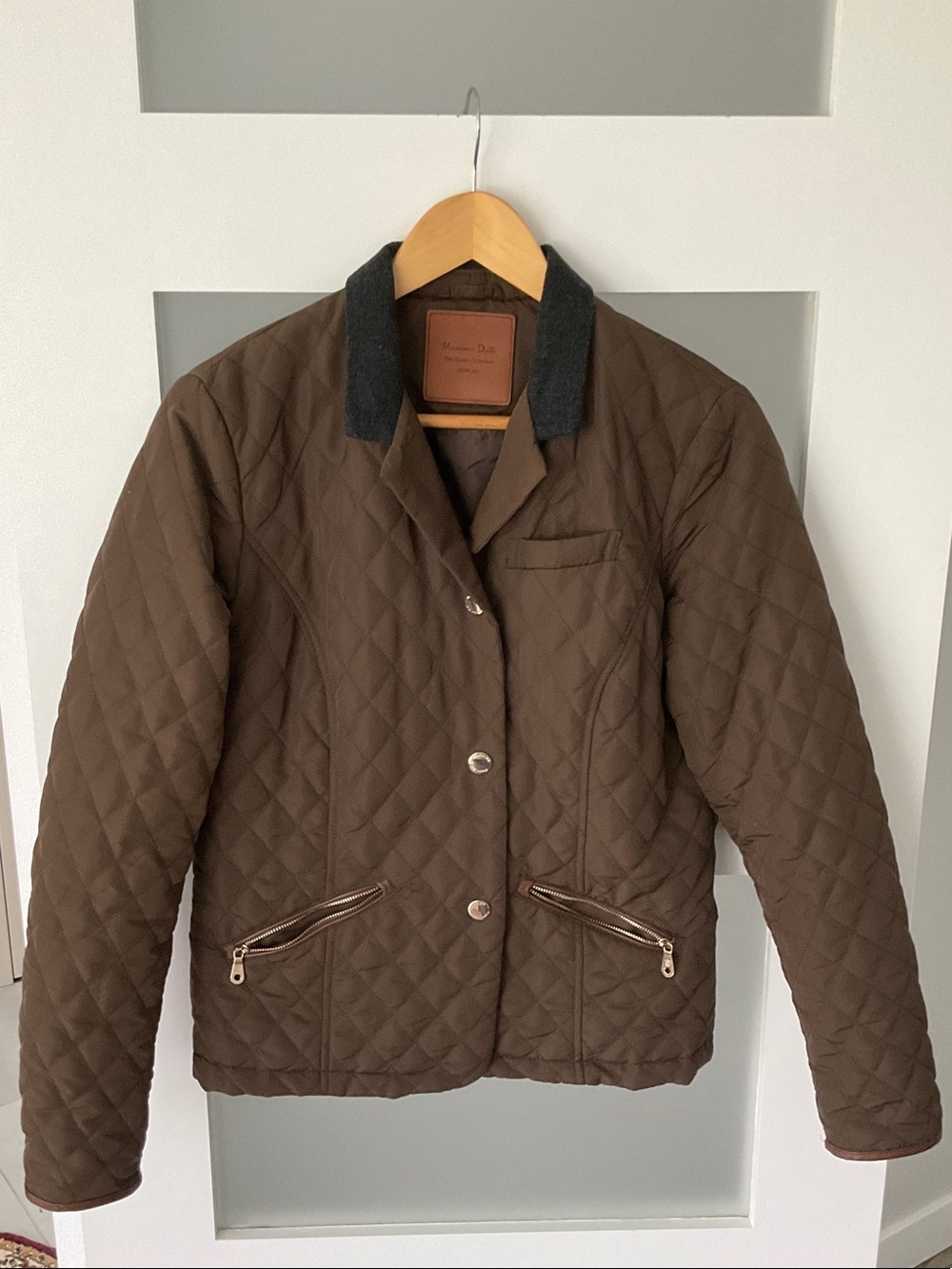 Massimo Dutti women’s Quilted Brown Jacket with Contrasting Grey Collar